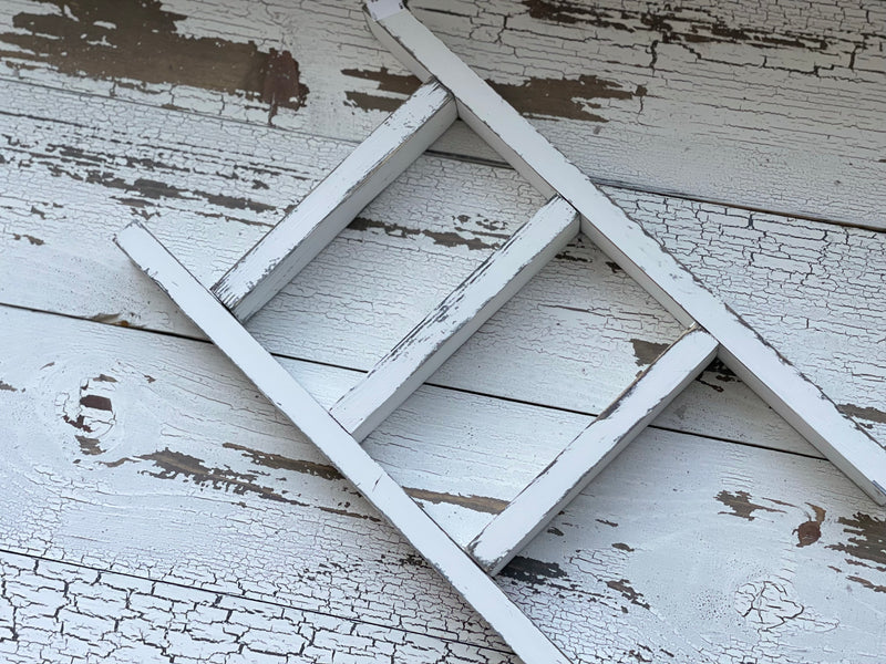 Distressed Mini Ladder