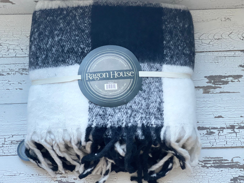 Super Soft Plaid Throw